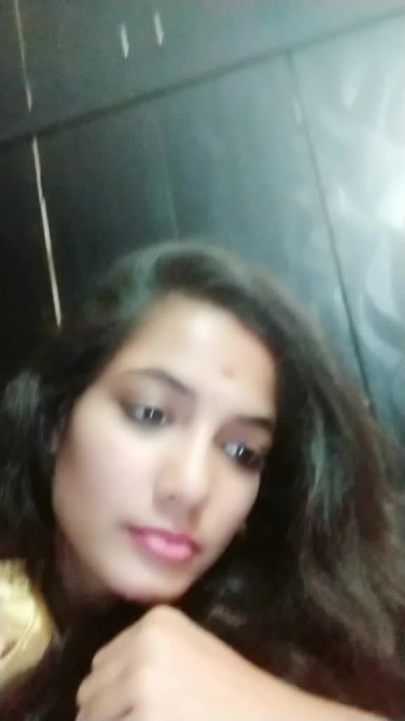 @😀