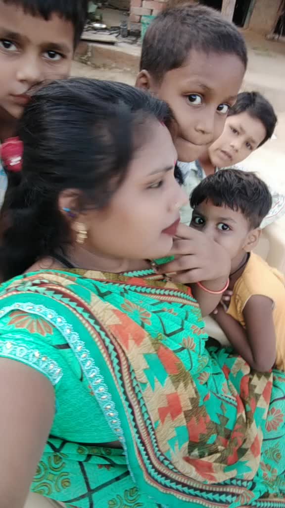 @Anushka surjee 🌷🌹