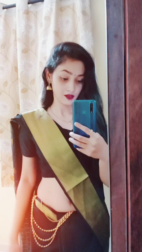 @🥰Anuksha Ambolikar