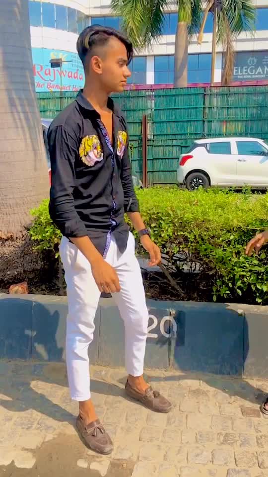 @👑Sam_Khan100👑
