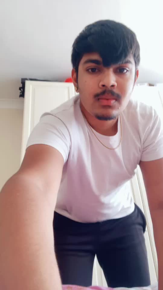 @Vinitxz