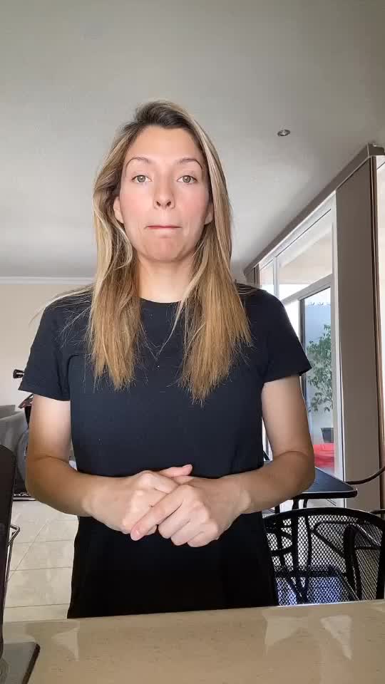@lesleyamore