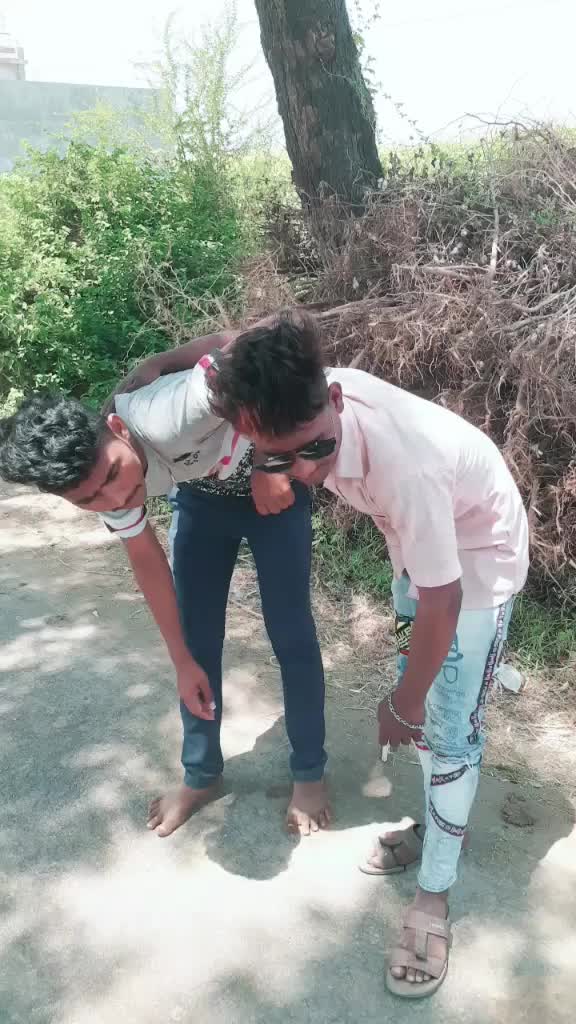 @H.R boys group khard
