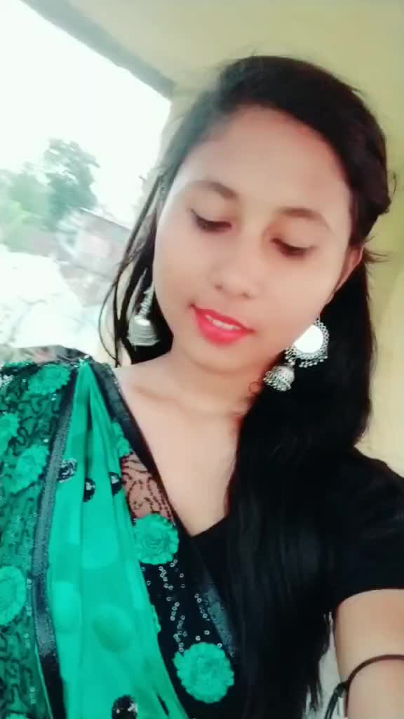 @𝓔𝓵𝓪 𝓣𝓪𝓷𝓲𝓪