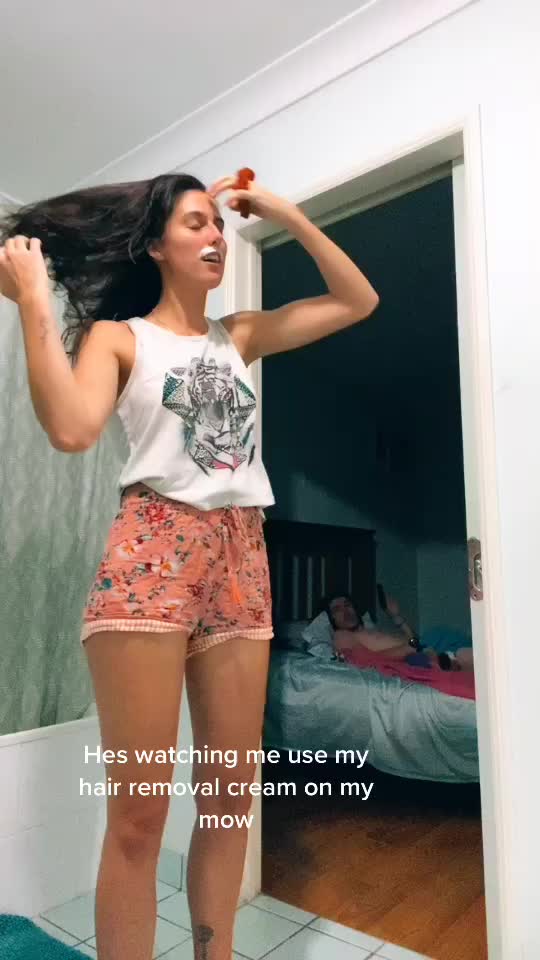@Pretty_Britty_