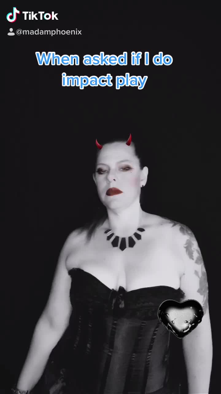 @MadamPhoenixRose
