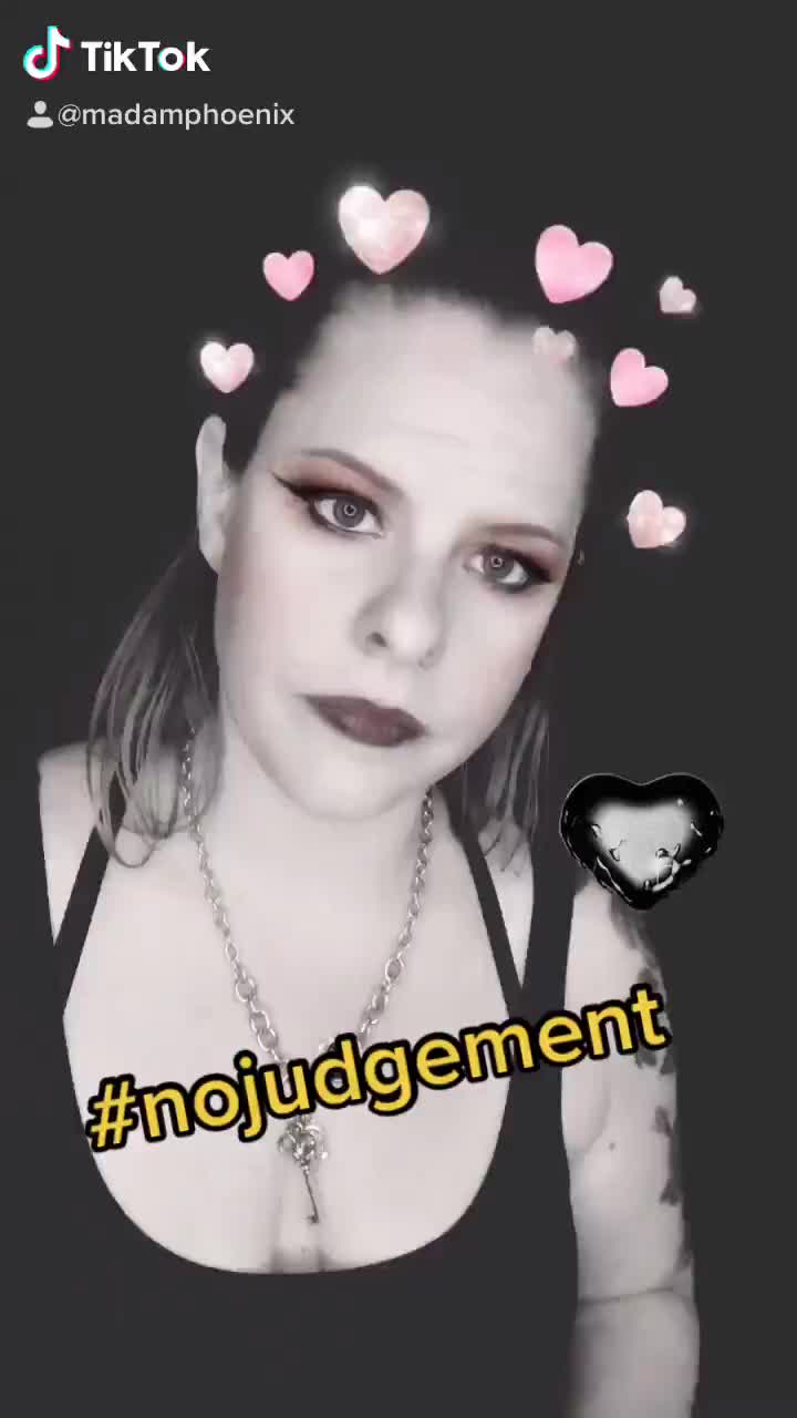 @MadamPhoenixRose