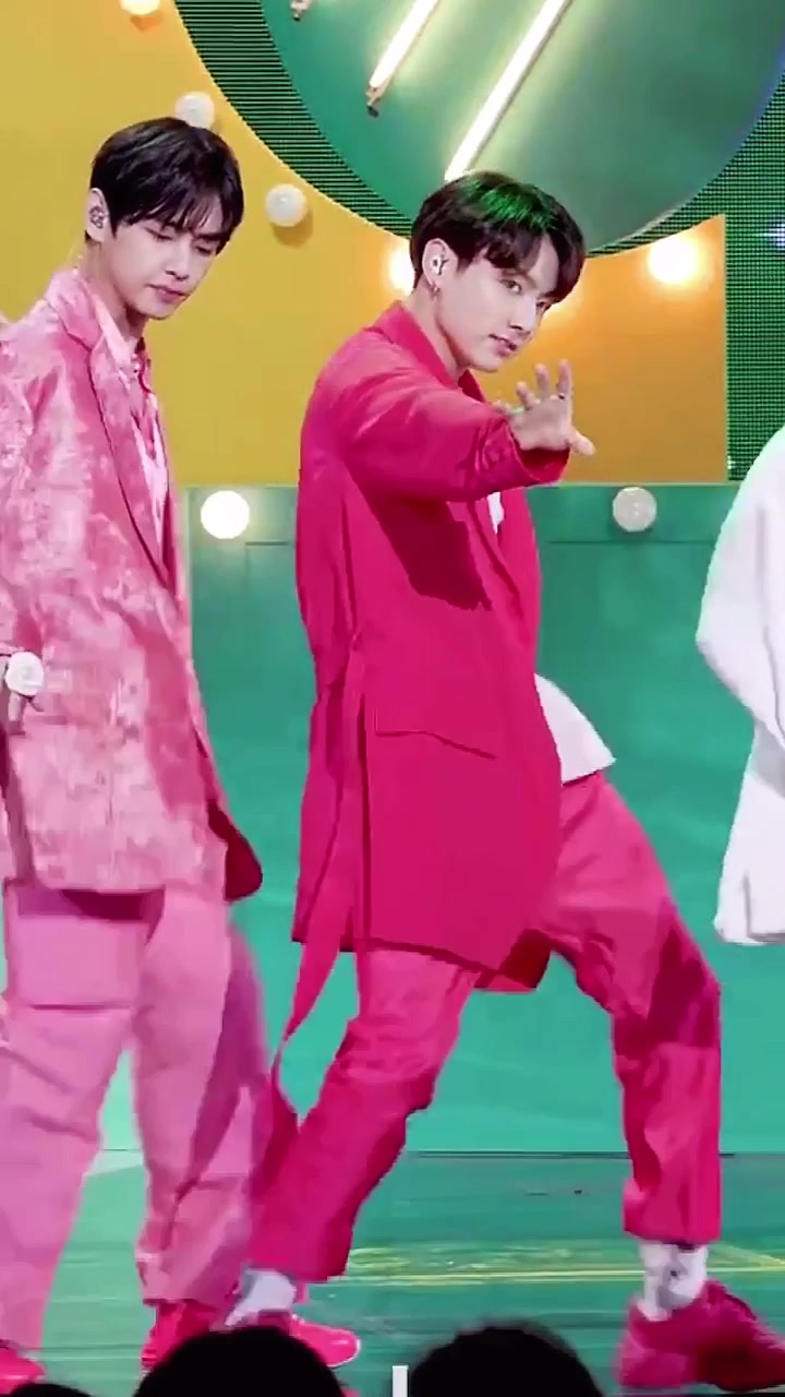 @BTS