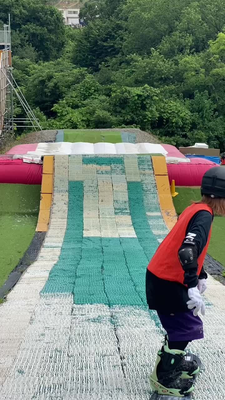 @へそピ開けたいでも痛そう