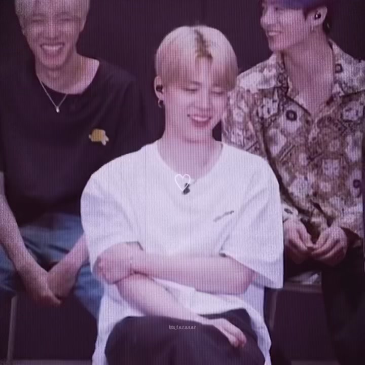 @✨ 𝐥𝐢𝐤𝐞 𝐜𝐫𝐚𝐳𝐲  ✨
