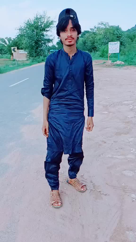 @UMAR2928