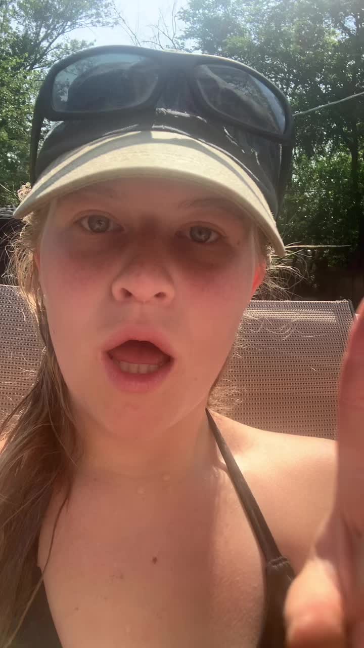 @musicalycrownmeup