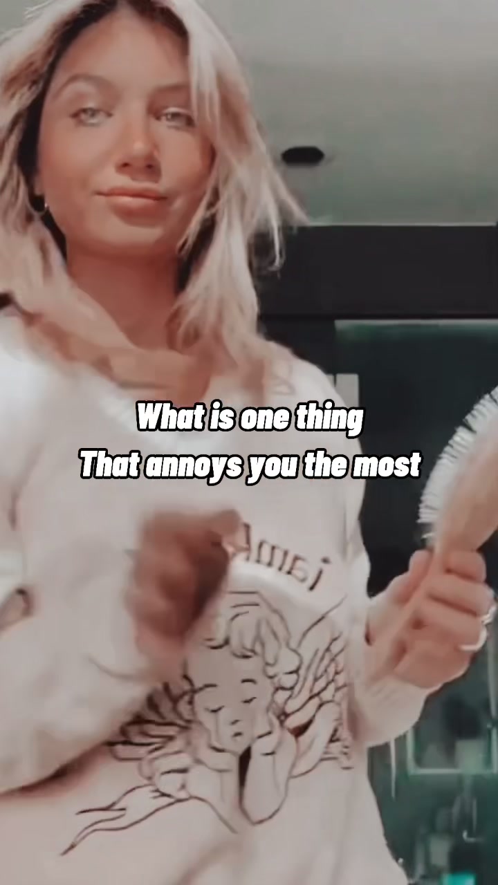 @𝙷𝚎𝚢!