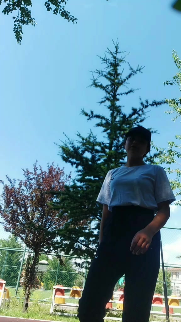 @Nur 🕊️