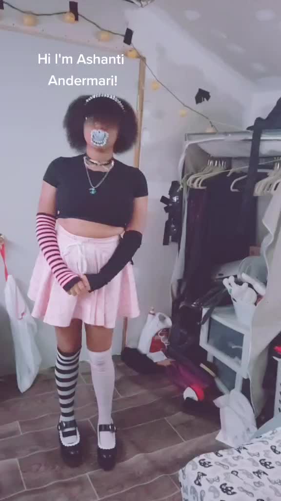 @KingAndQueenOfAnarchy