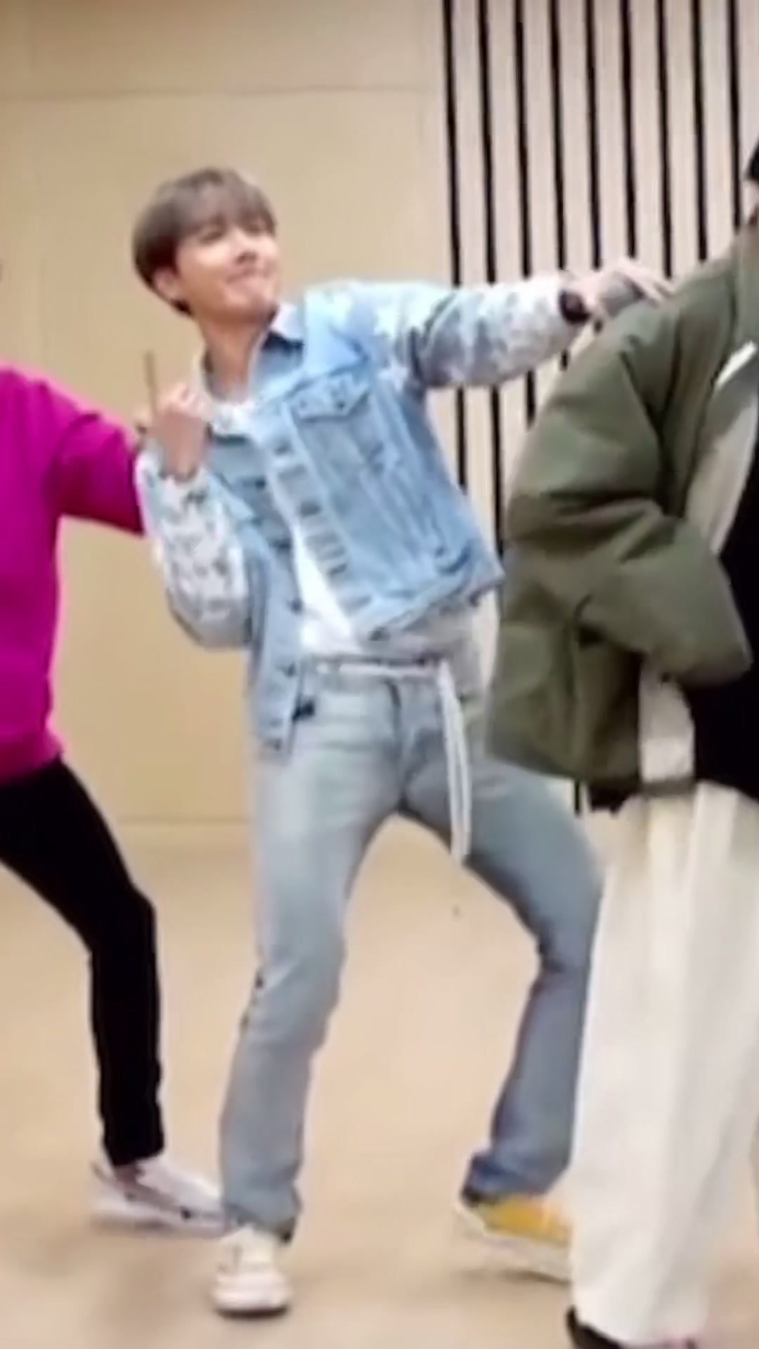 @BTS
