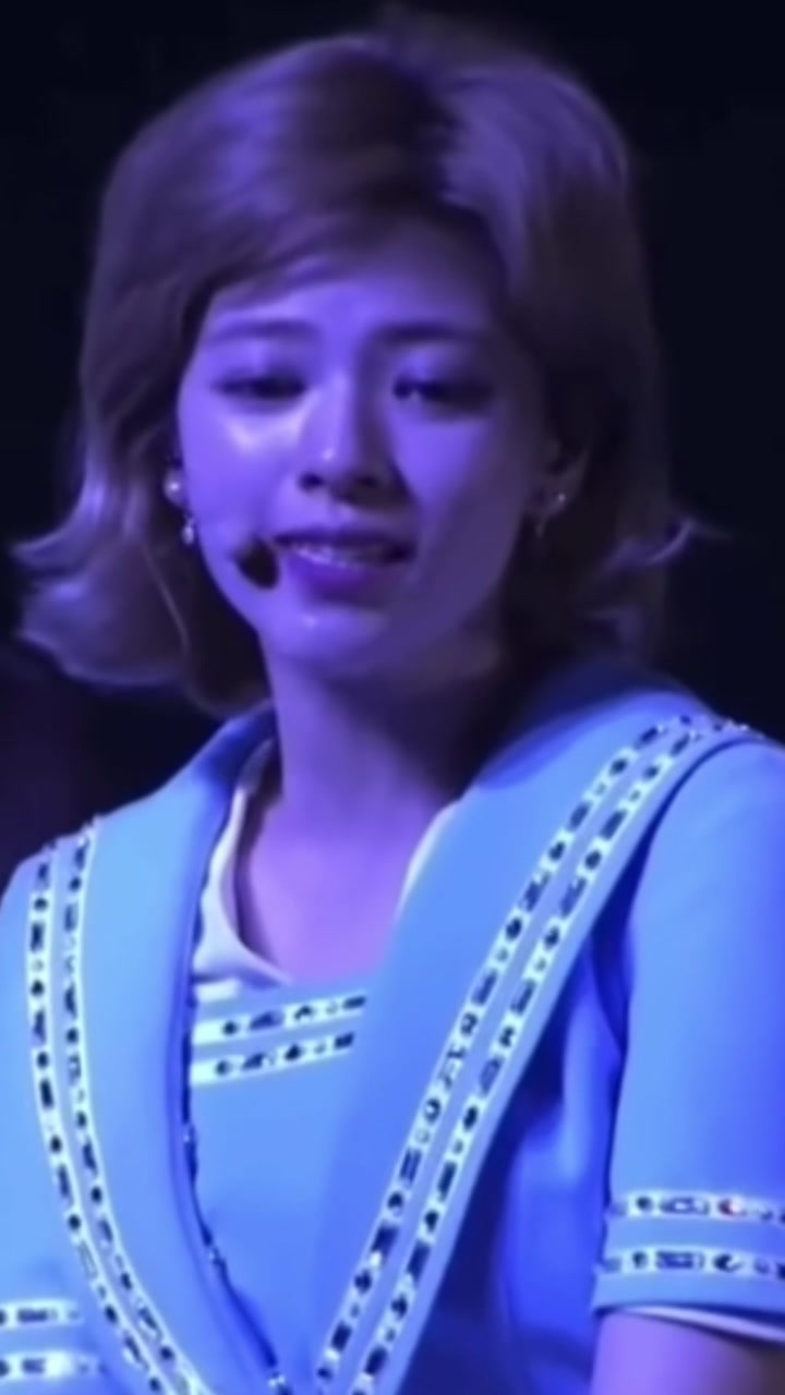 @jeongyeon and haseul vids