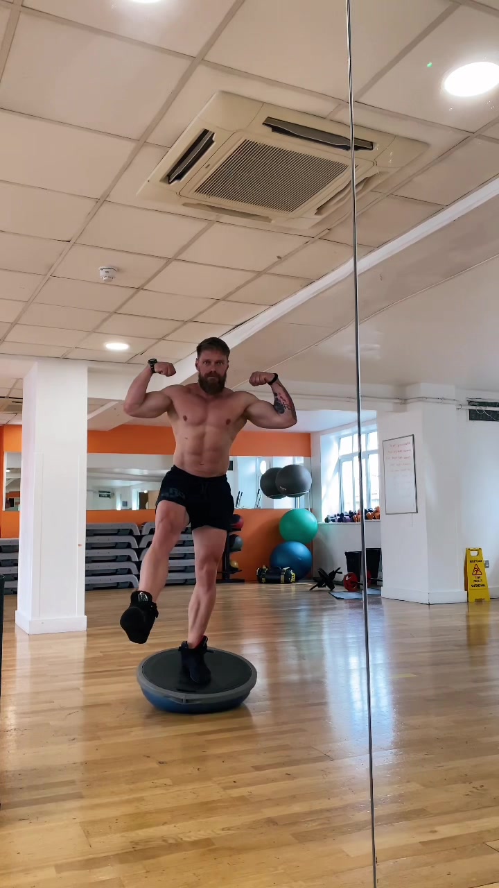 @Seba_retro_muscle