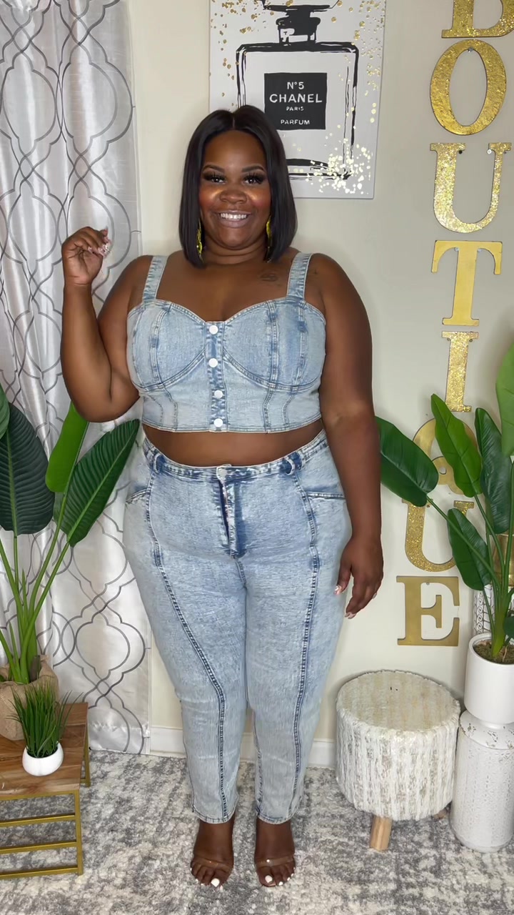 @VintageKarmaBoutique