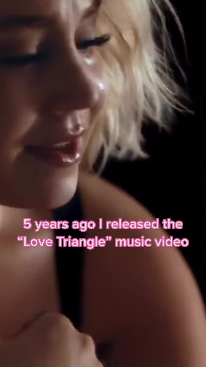 @RaeLynn