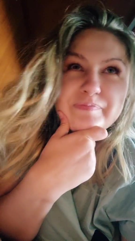 @Valentina