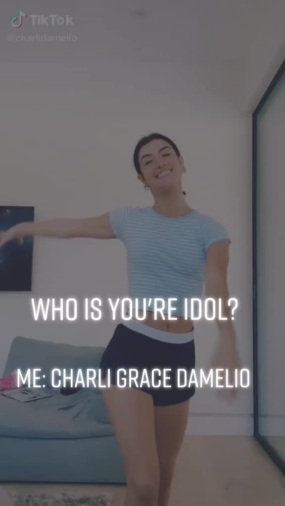 @💕lil charli💕