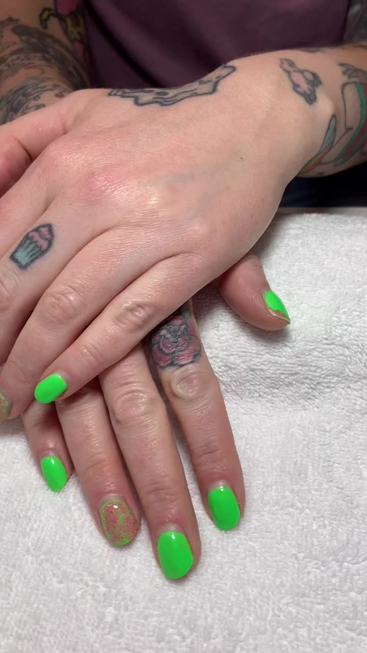 @✨Jennie⚡️Licensed Nail Tech✨