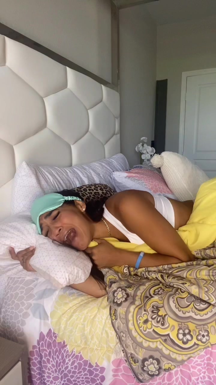 @Ashleyannel
