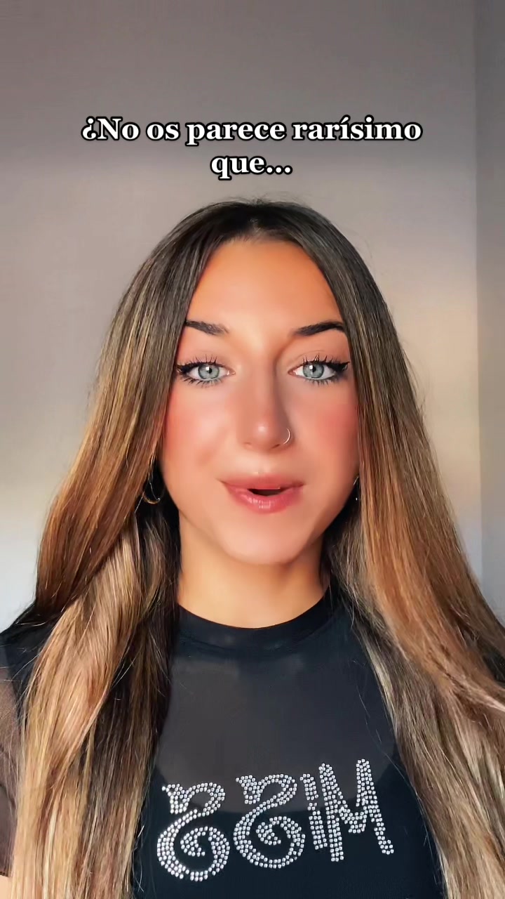 @VALERIA REBOLLO