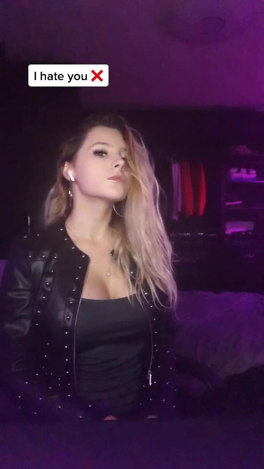 @helene.harmony