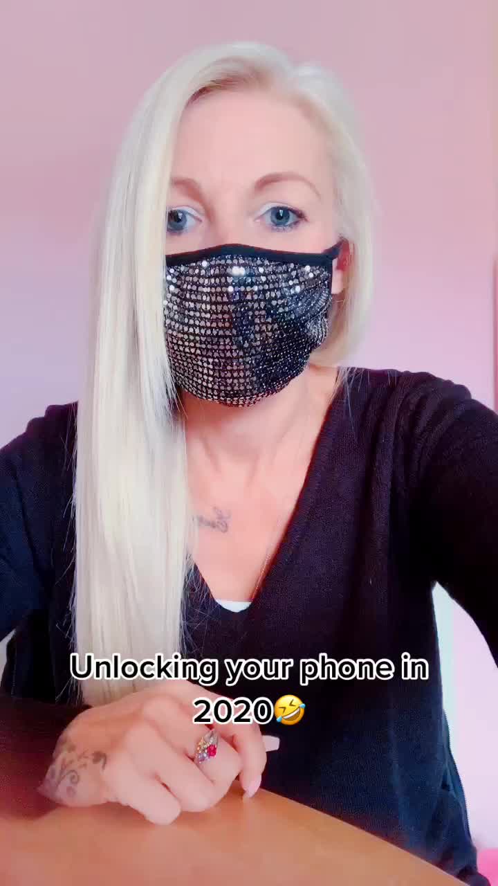 @Pink