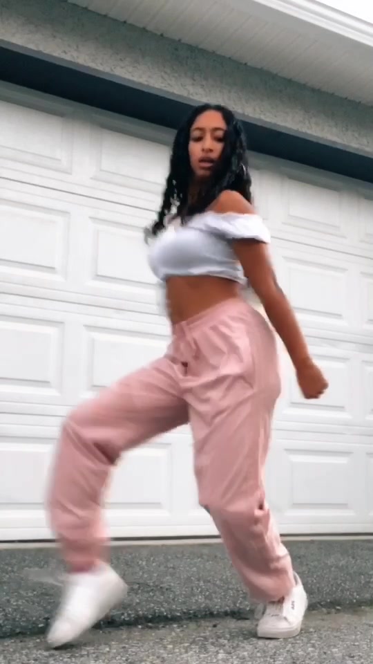 @ellalucas00