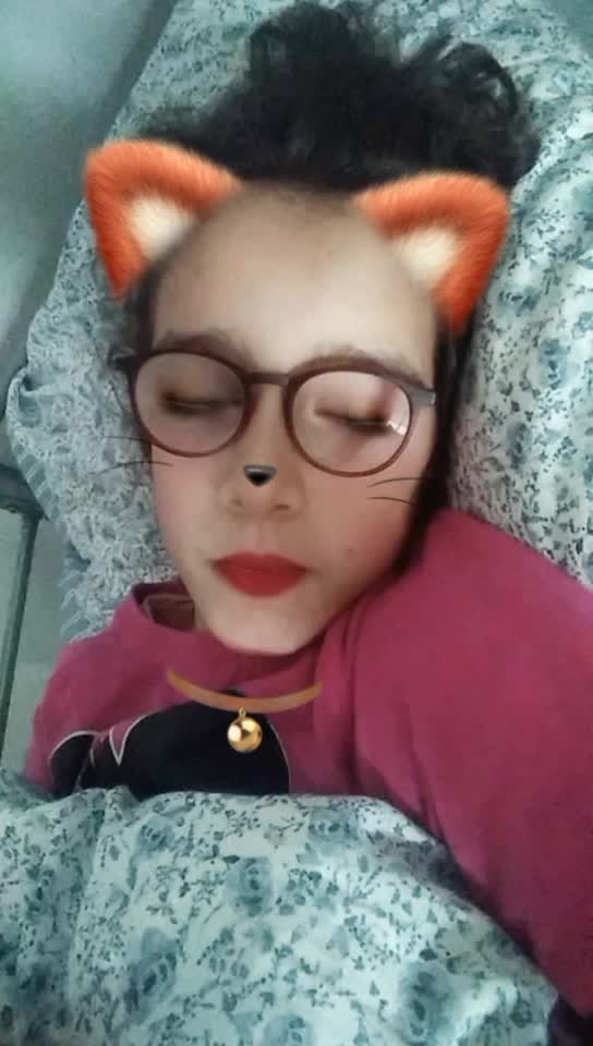 @Laura Laura Grossir