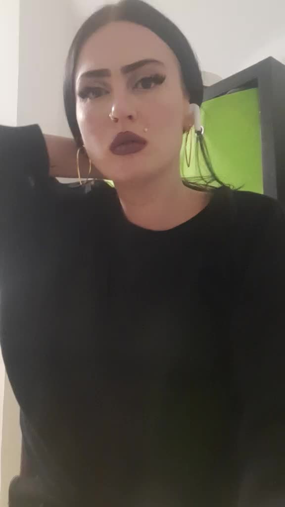 @Vika