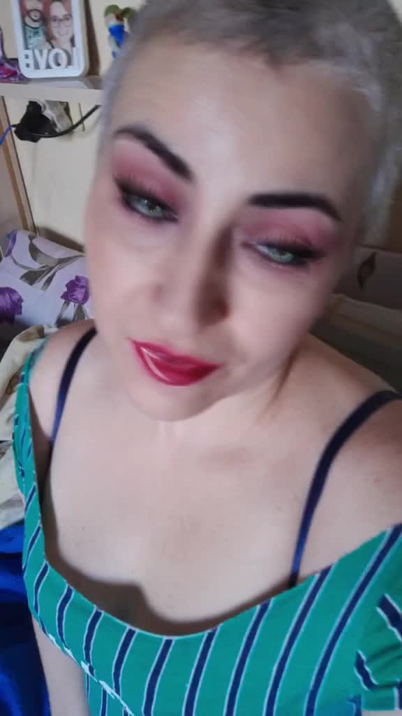 @N&aacute;dia Nogueira