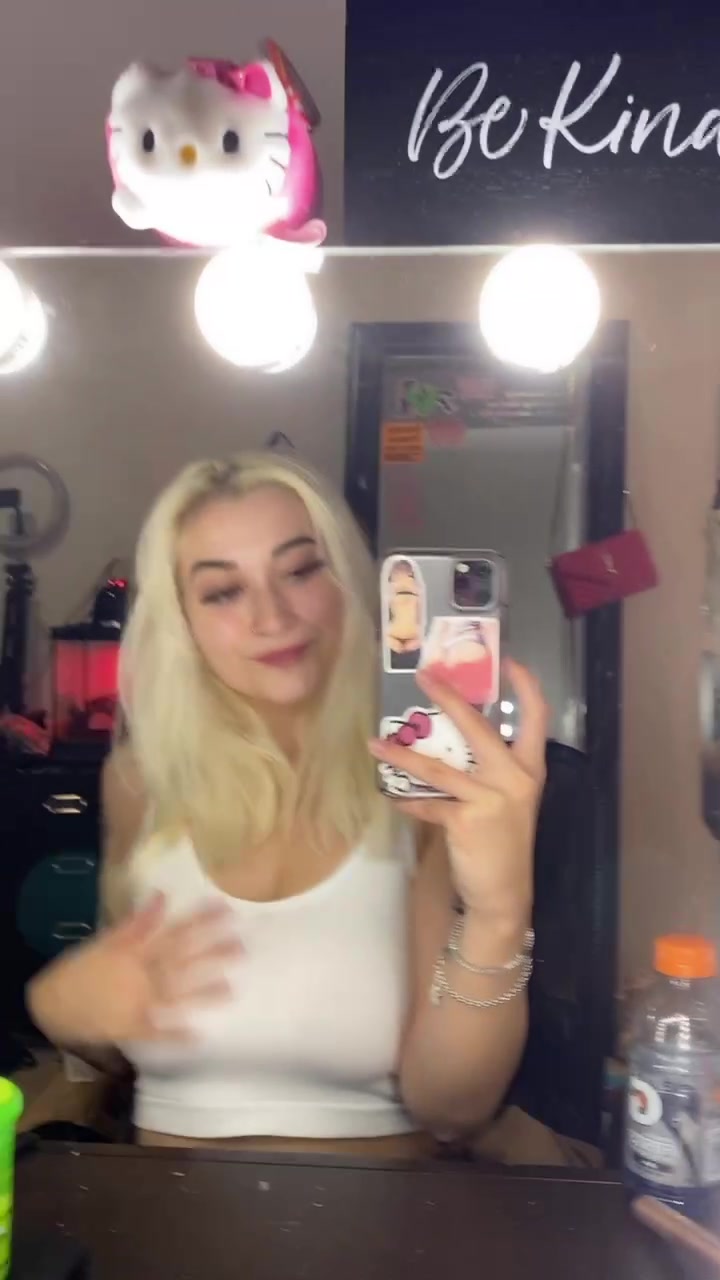 @Zoeyyyy