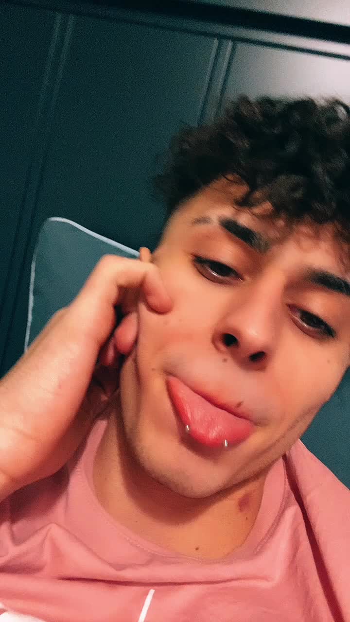 @costicosti00