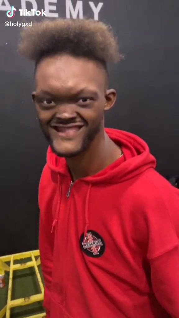 @HolyGxd ( HolyGod )
