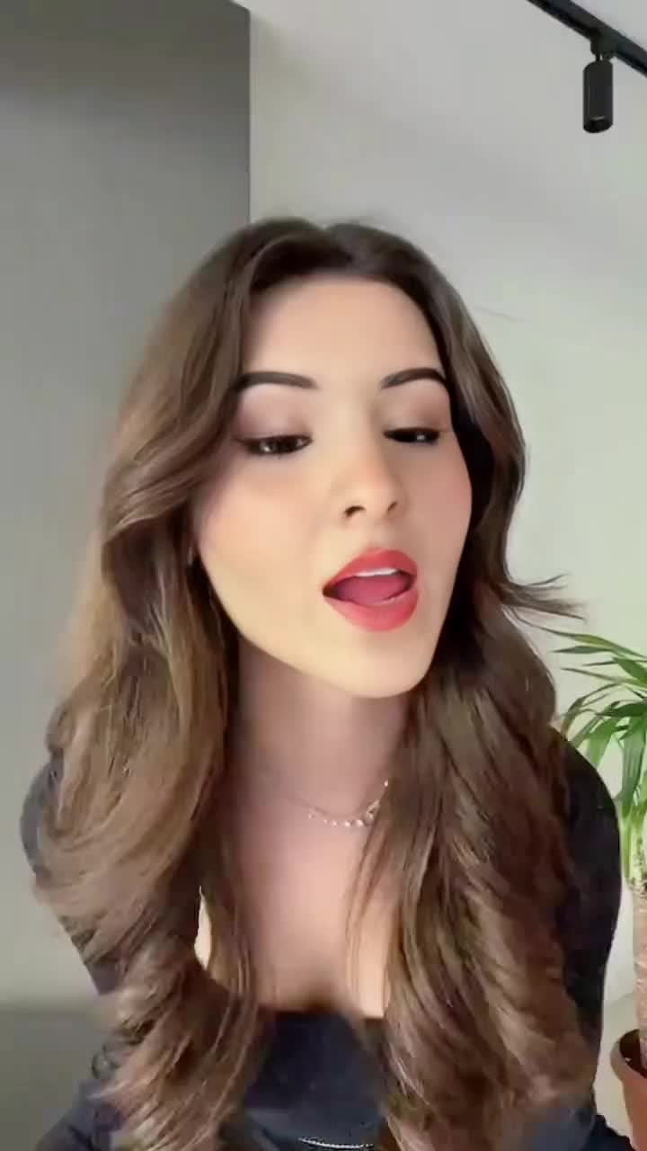 patreon.com/Lausofitv #tgirl | Lausofitv (@lausofitv)