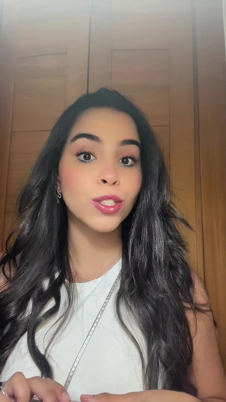 Gaby Uribe (@gabyuribe16) - Urlebird