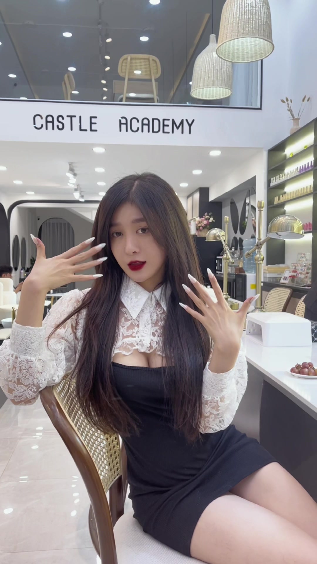 @Kim Kh&aacute;nh N&egrave; 🍓