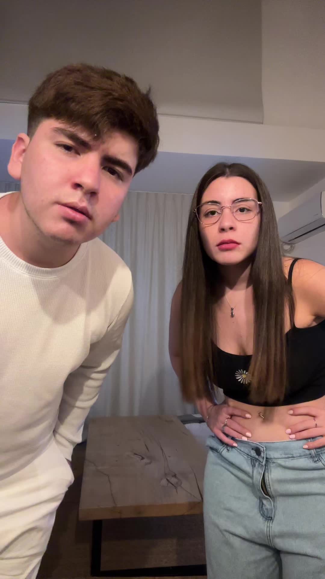 Nahii🌷 (@nahii_caceres) - Urlebird