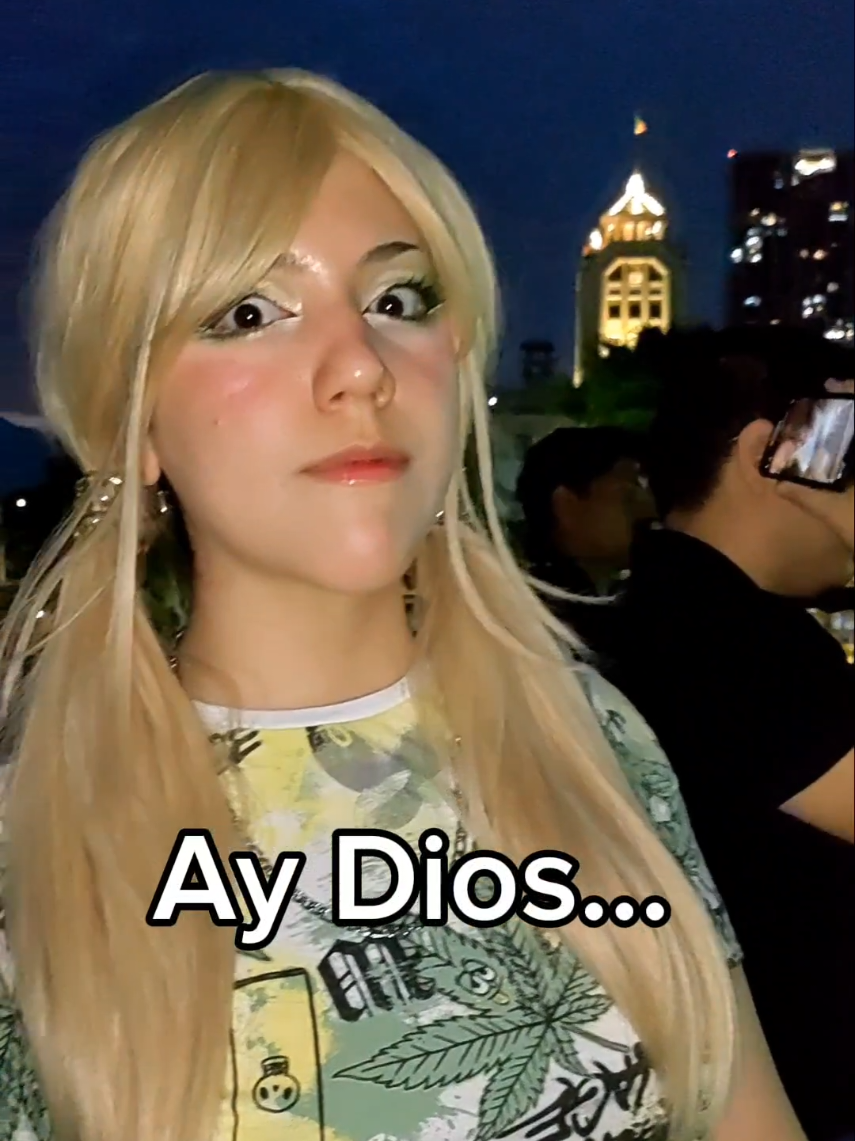 SuperDonut (@superdonuut) - Urlebird