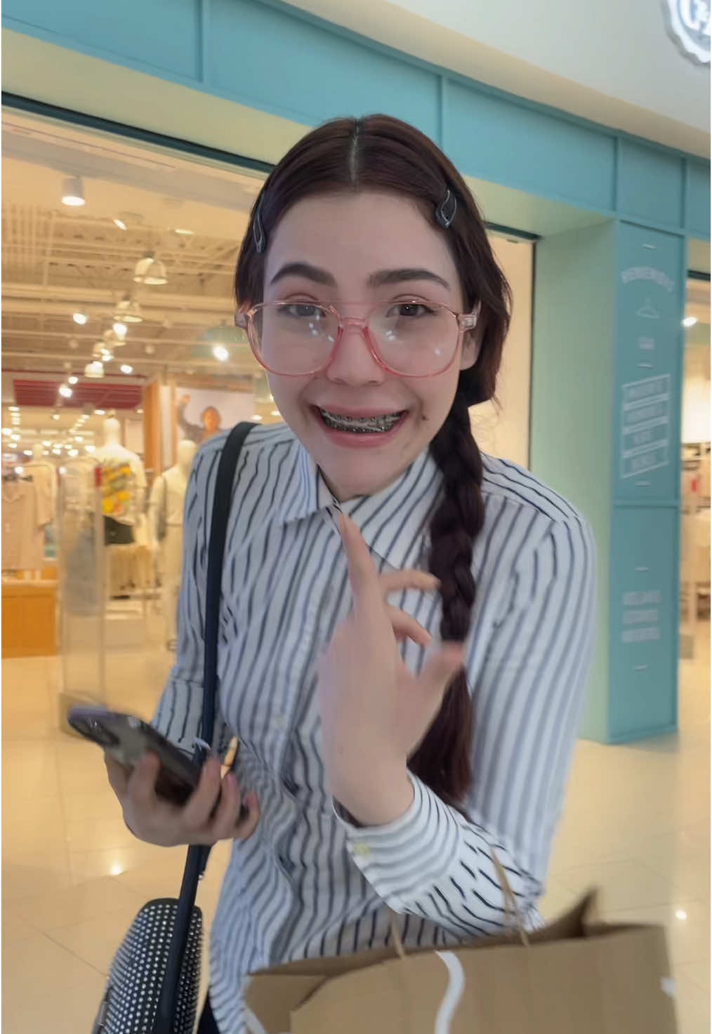 Ixchy (@ixchyyy) - Urlebird