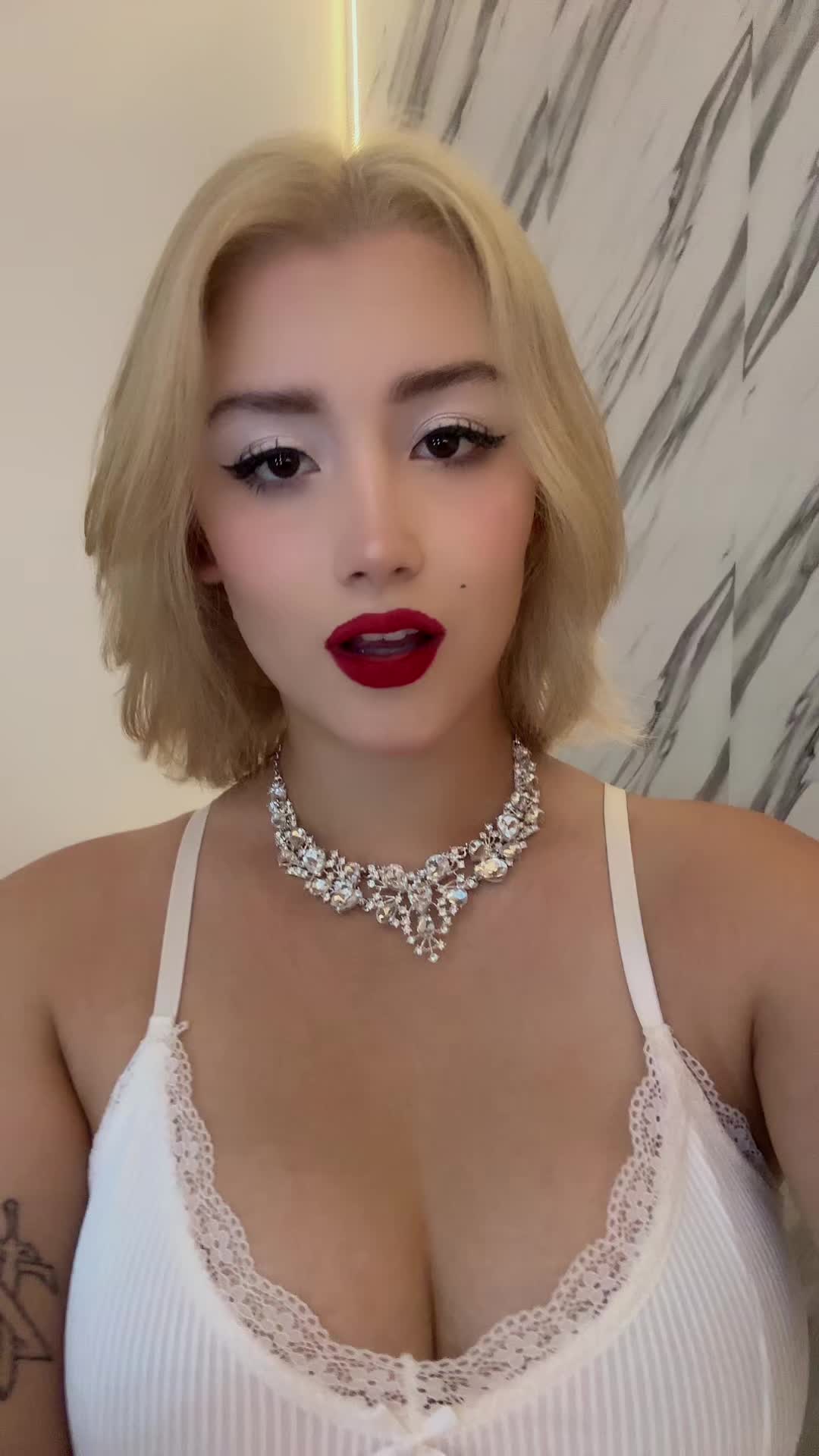 #MarianaCastro #MarianaCastMx #Viral Mariana Castro (@marianacastmx)