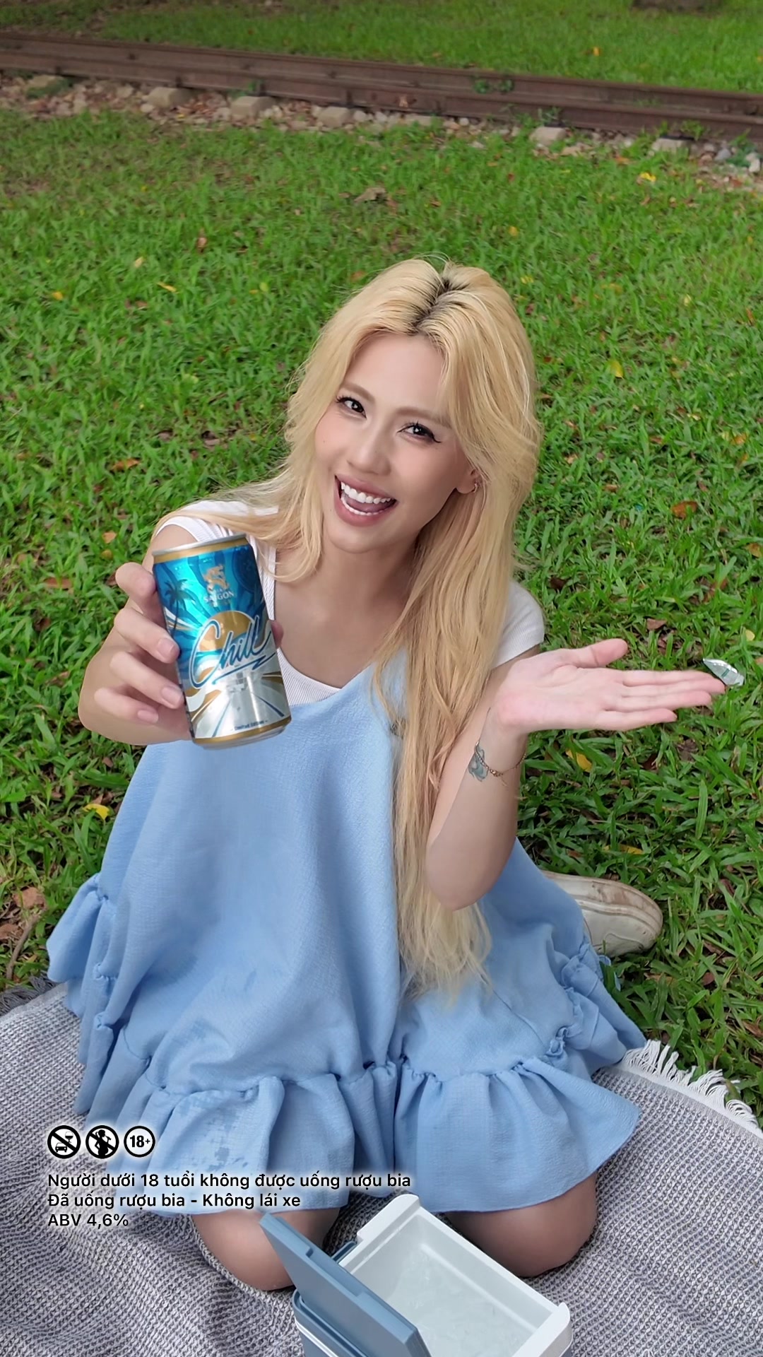 @Ch&acirc;m Sứa  👑