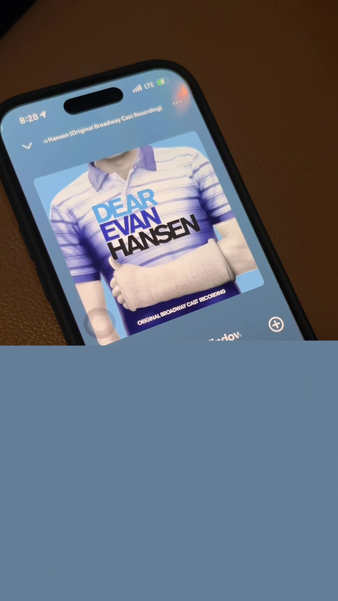 waving through a window playing right | ron rave (@thisisronrave)