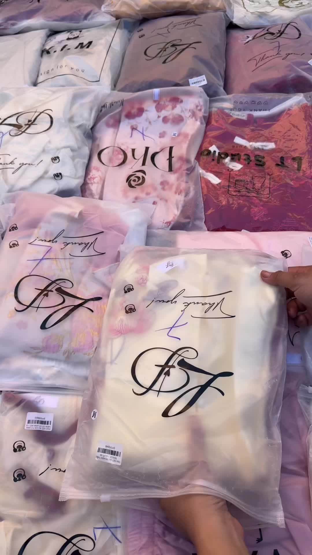 @𝗧𝗛𝗔𝗡𝗛 𝗧𝗨𝗬𝗘̂̀𝗡