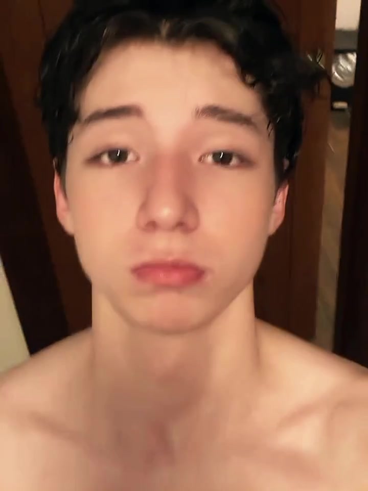 I stand on energy being different whern | 𝙻𝚎𝚡𝚡𝚒 𝚁𝚊𝚎 (@lex_raexo)