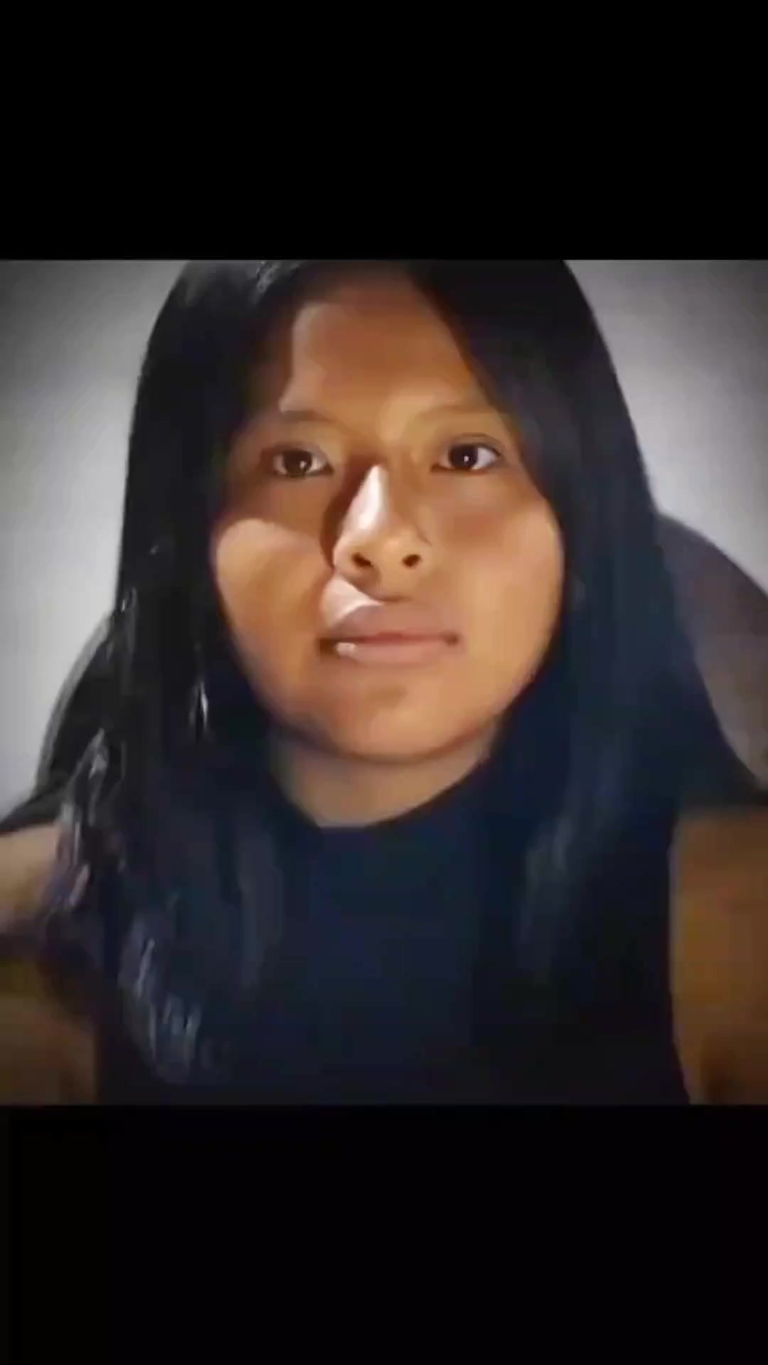 Ind gena Model edit indigenas Urlebird ind-gena-model-edit-indigenas-urlebird